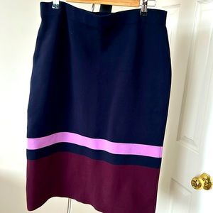 Stretchy skirt with a matching top in excellent condition Dark blue colour